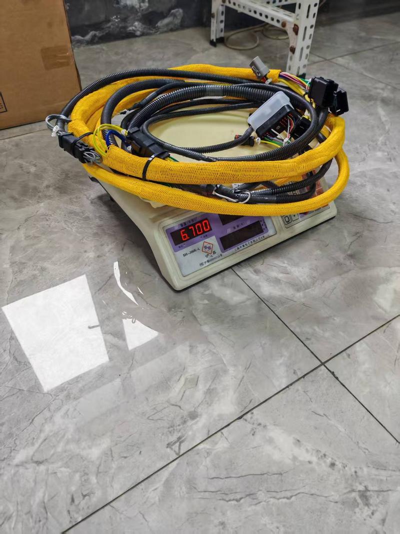 Komatsu WA600-6 Engine Power Supply Wiring Harness 426-06-33272 view 6